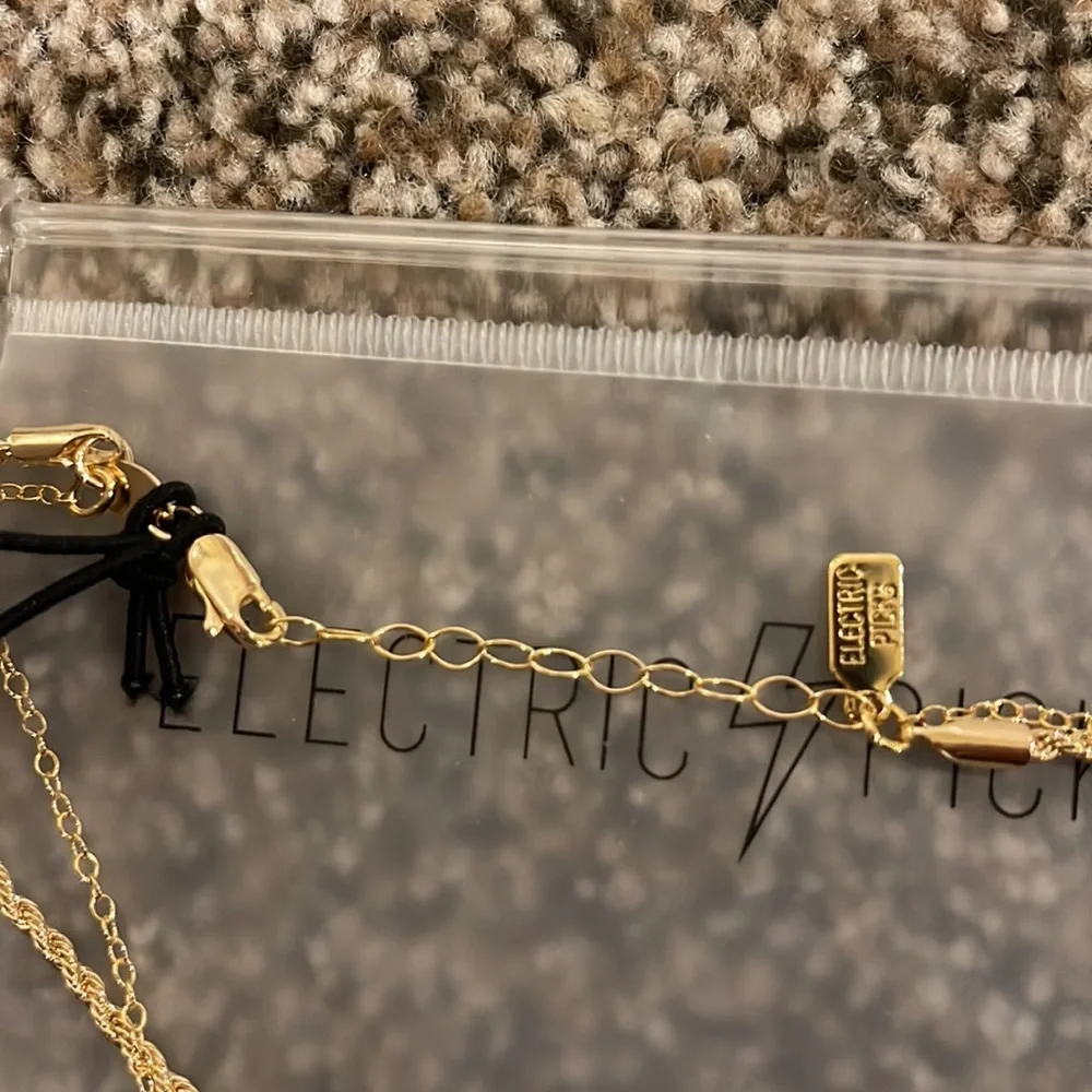 Electric Picks Anklet - Picture 3 of 3